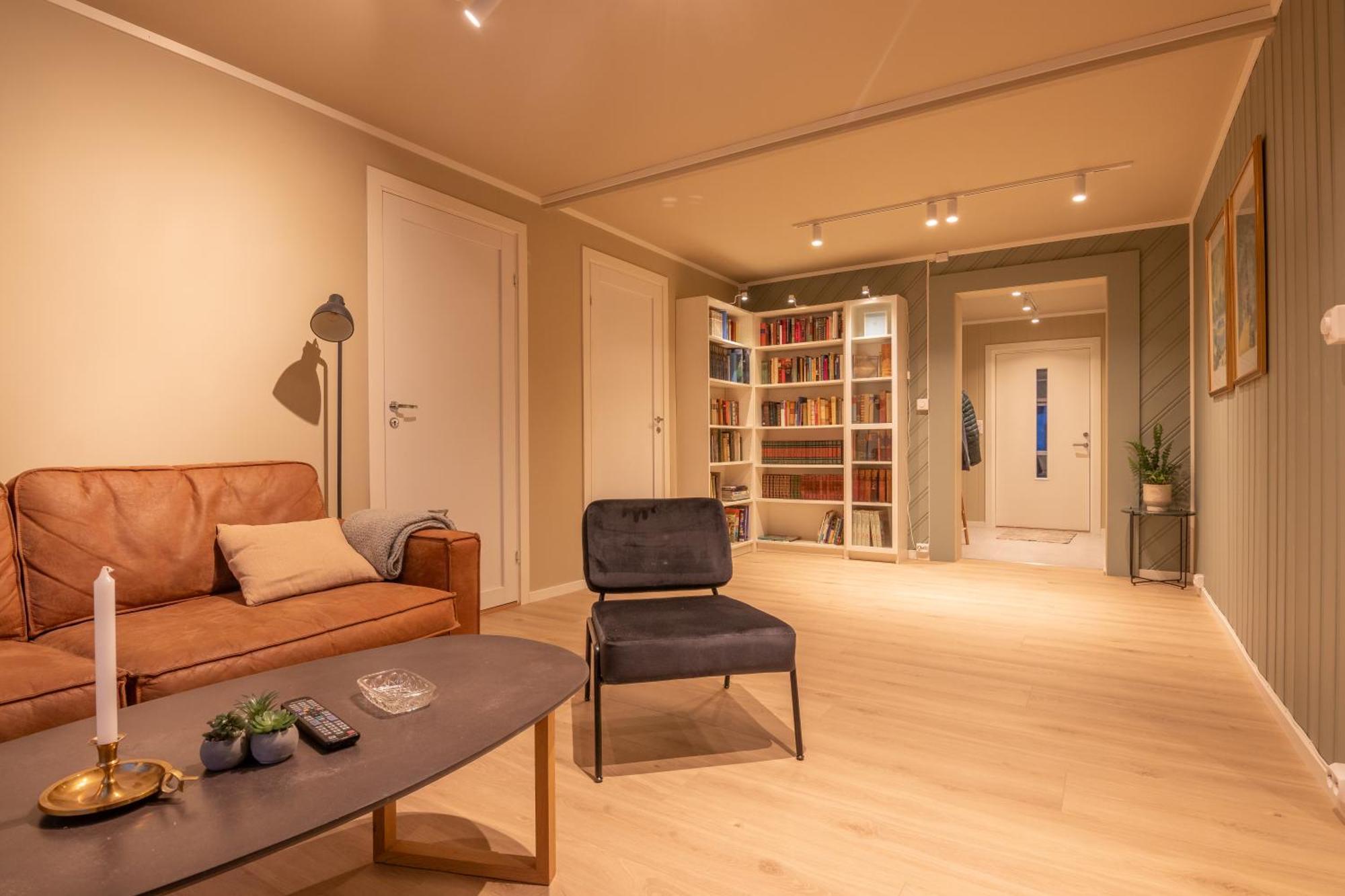 Cozy And Spacious Apartment In City Centre Tromsø Kültér fotó