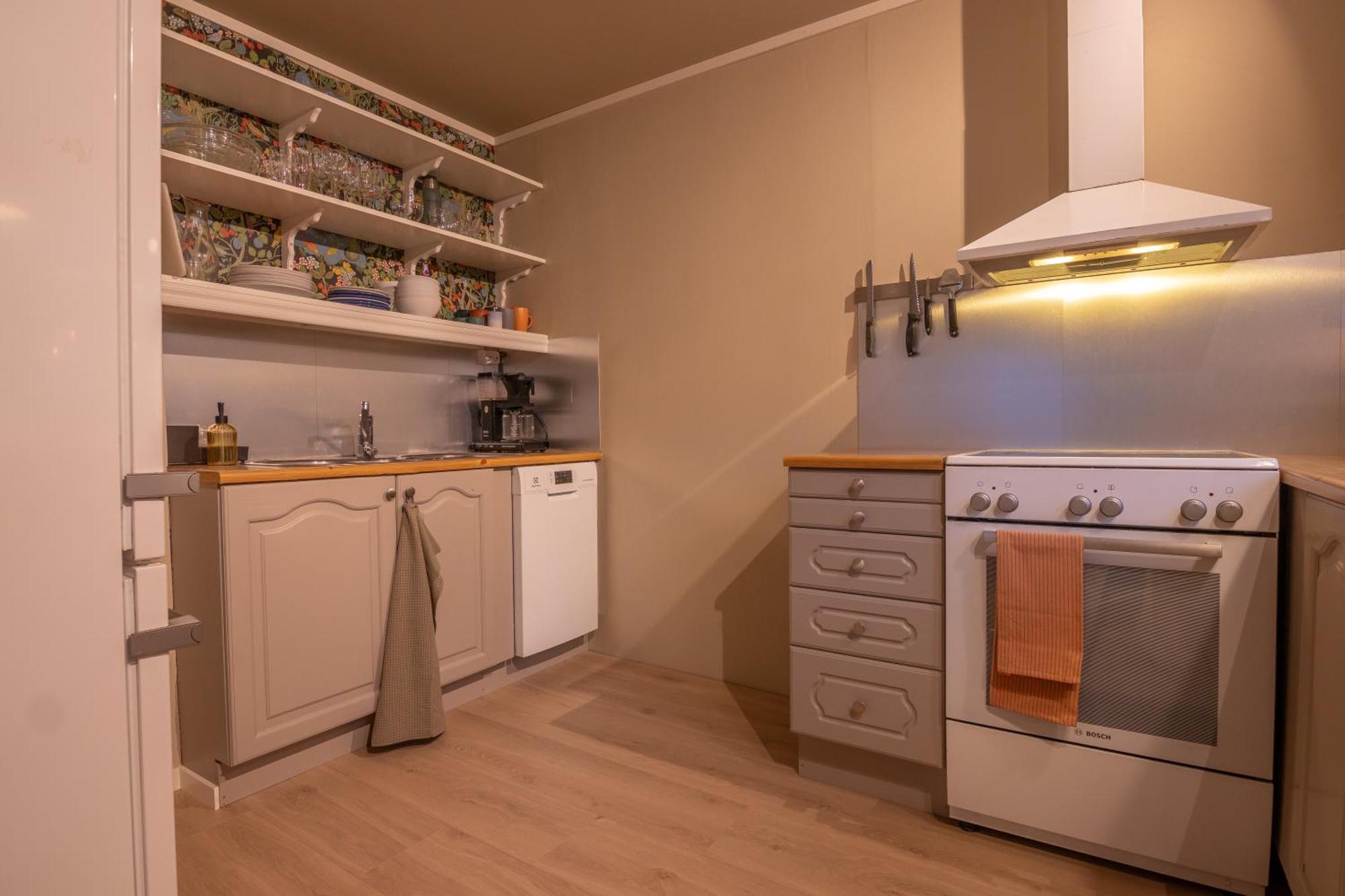 Cozy And Spacious Apartment In City Centre Tromsø Kültér fotó